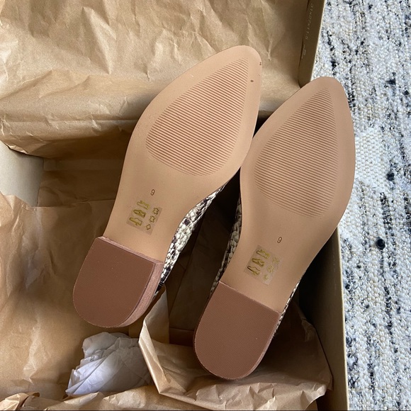 Madewell Booties in Snakeskin - Picture 3 of 6